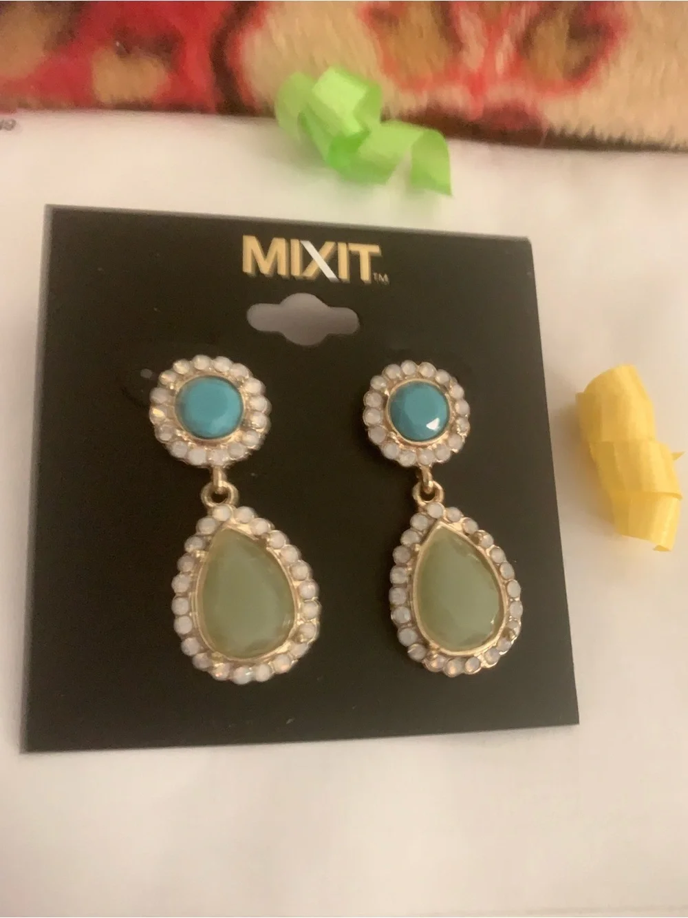 Mixit drop earrings